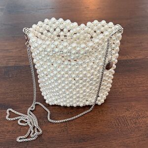 Elegant Pearl Beaded Bag with Silver Chain